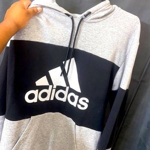 Black & Gray Adidas Hoodie 🖤🩶🤍